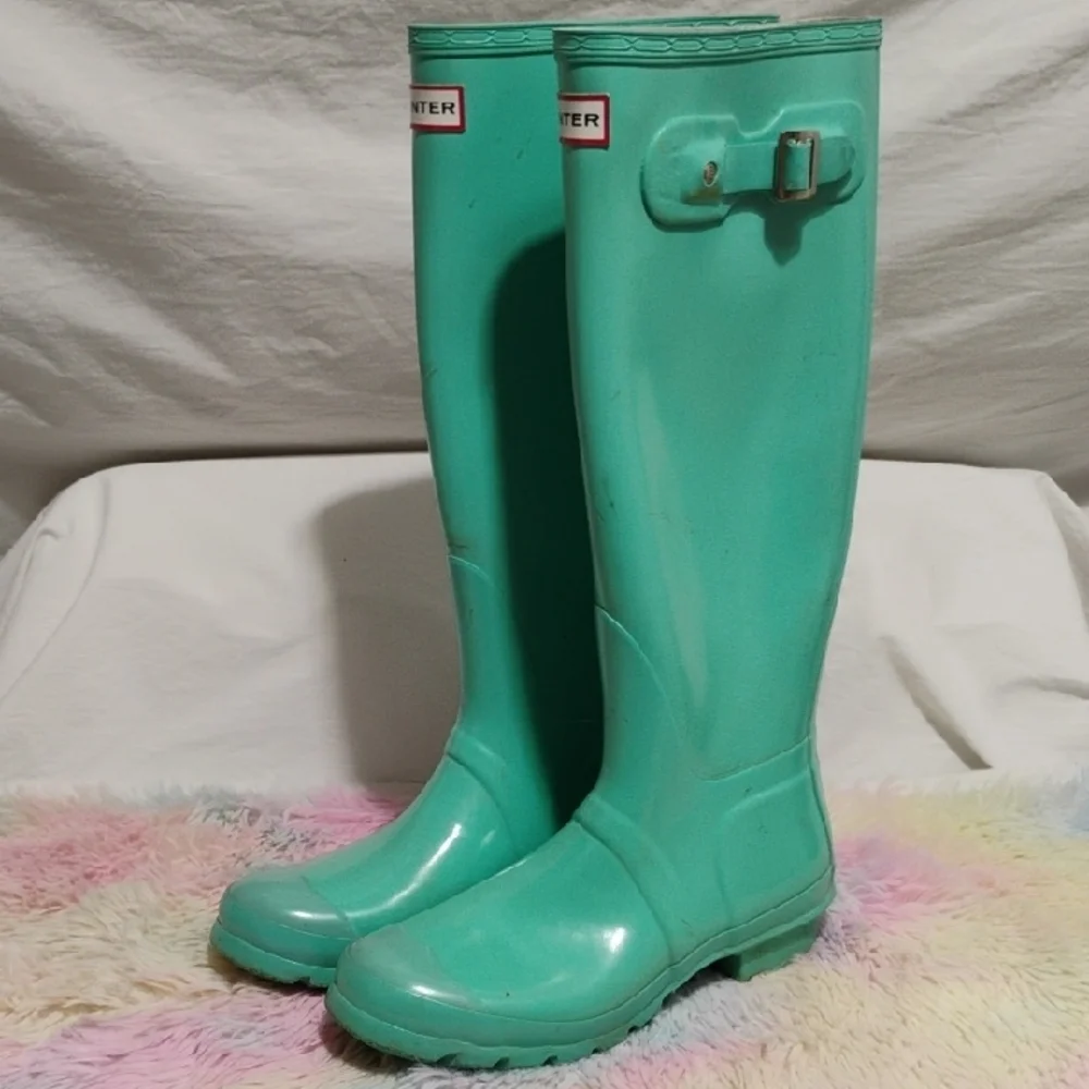 (#29) SALE! Hunter Green Rain Boots Sz.8M